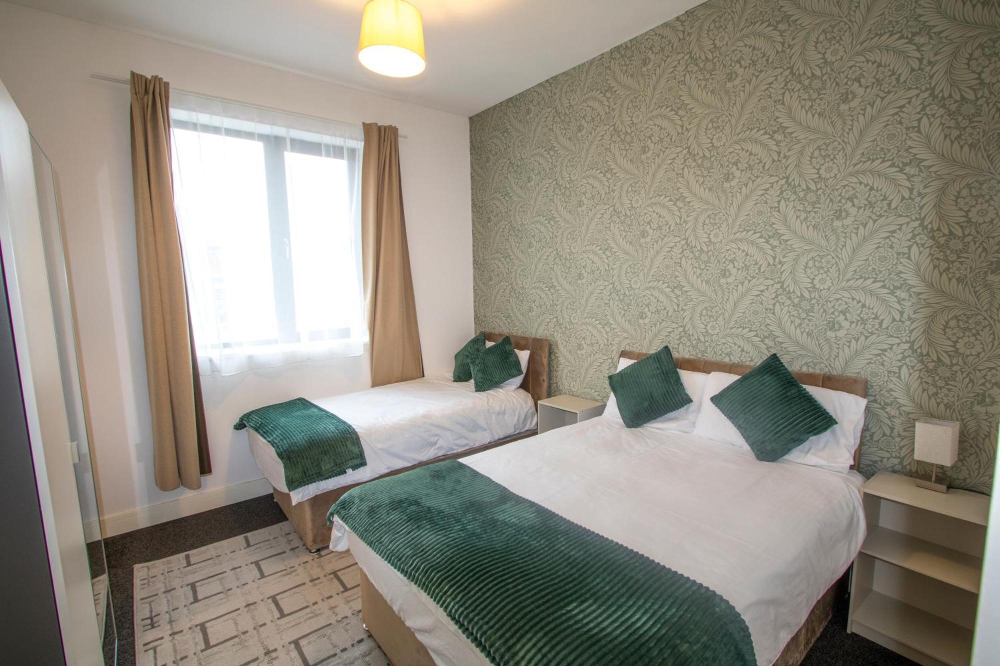 Ideal For Groups - 2 Bedroom Apartment - Free Parking, Transit Links, Close To Stadiums Μάντσεστερ Εξωτερικό φωτογραφία